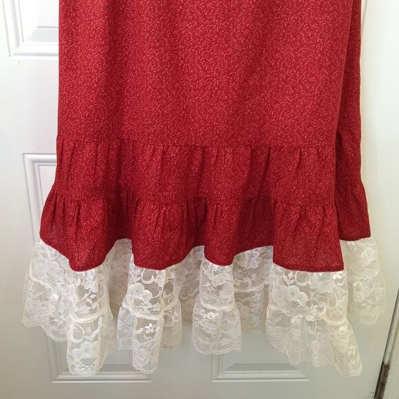Dark red printed elastic drawstring waist skirt with lace hem & matching scarf - Picture 5 of 16